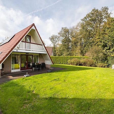 Kleine Zanglijster I Prachtig Huisje Nabij Bosrand Zwiggelte Eksteriør billede